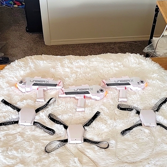 Laser x guns for Laser tag - Picture 1 of 3